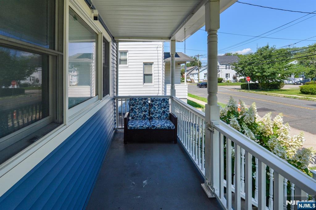 111 Cresskill Avenue - Photo 3