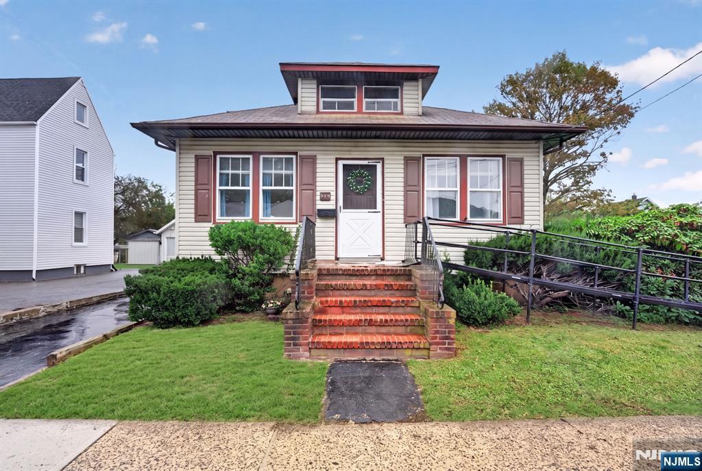 318 1st Street - Photo 2