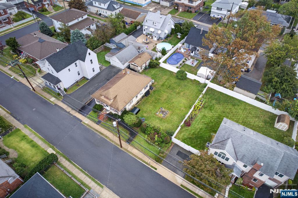 Photo 4 of House for sale at 318 1st Street, Saddle Brook, NJ 07663 | MLS# 26037869 | Listing updated on 2026-10-06