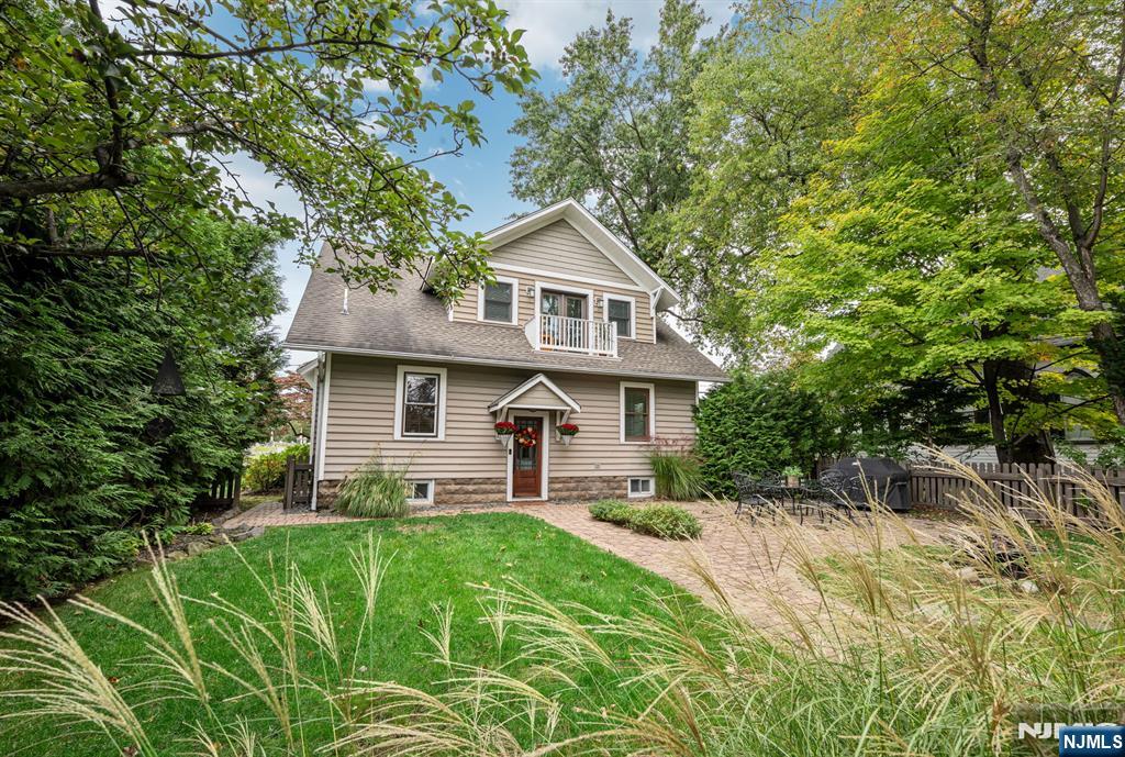 365 Walthery Avenue - Photo 4