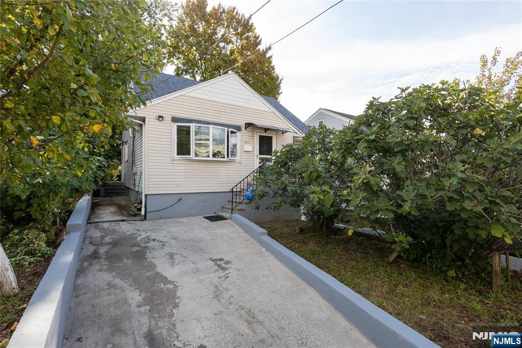 Photo 1 of Single family home for sale at 1611 86th Street, North Bergen, NJ 07047 | MLS# 26037884 | Listing updated on 2026-10-06
