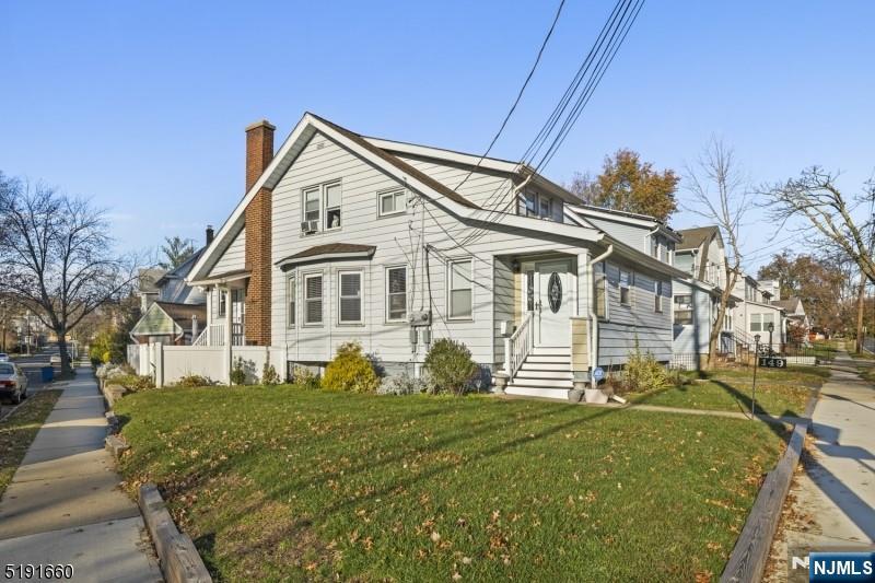 149 Burnett Avenue - Photo 1