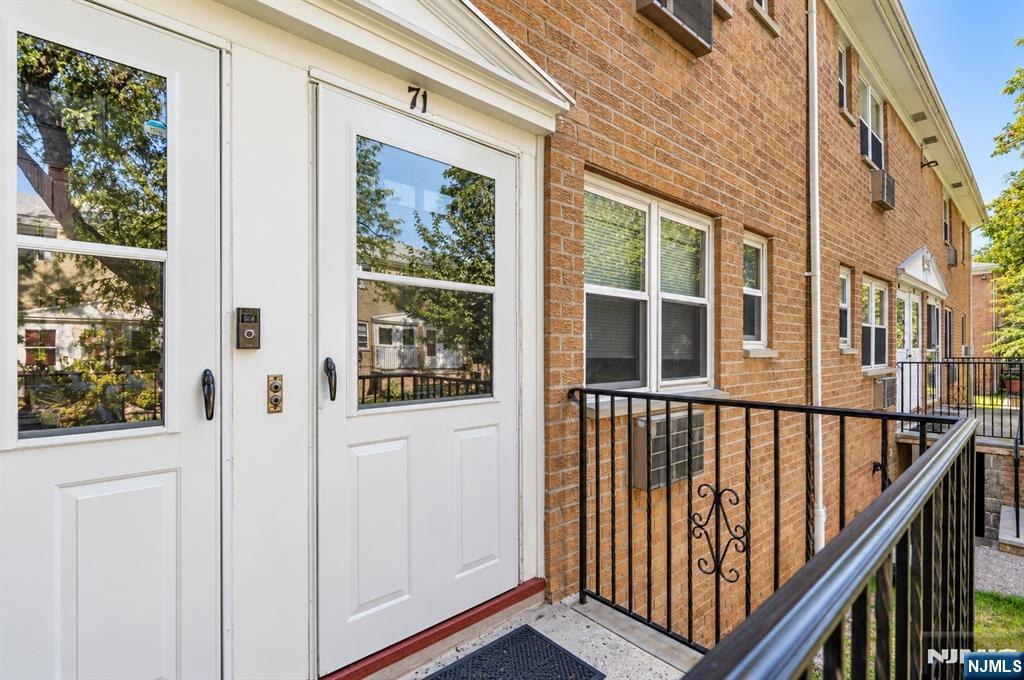 725 Joralemon Street 71 - Photo 1