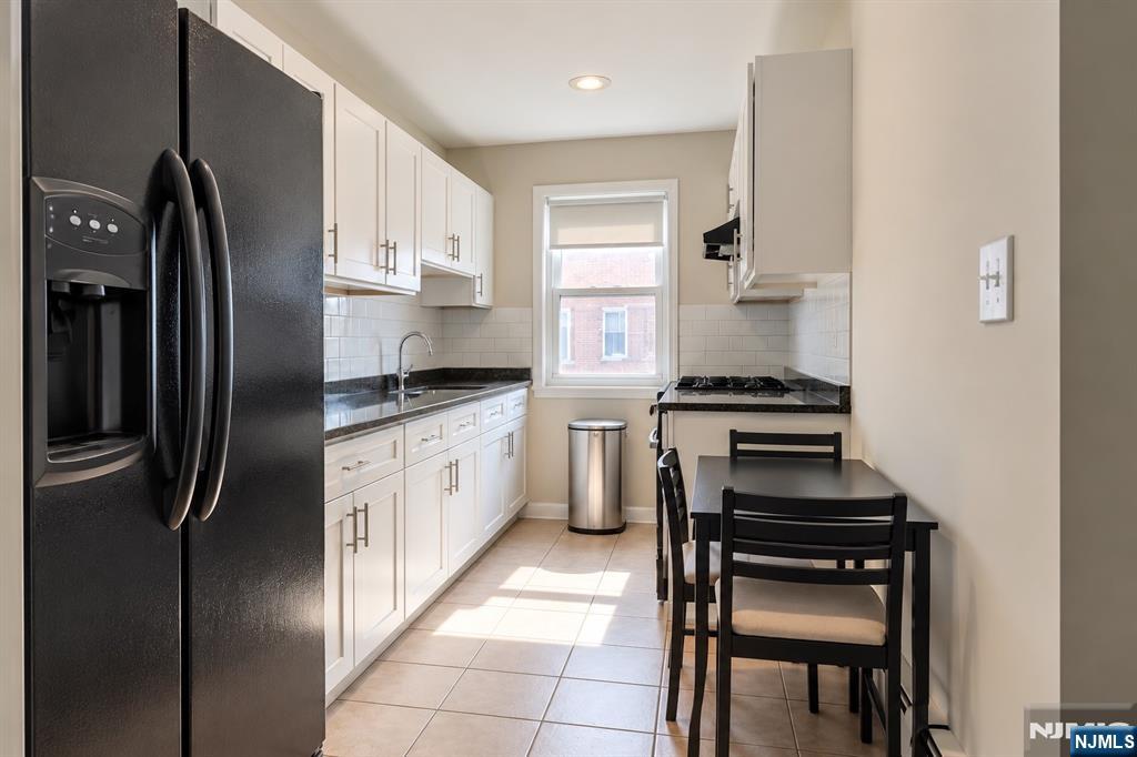725 Joralemon Street 71 - Photo 4