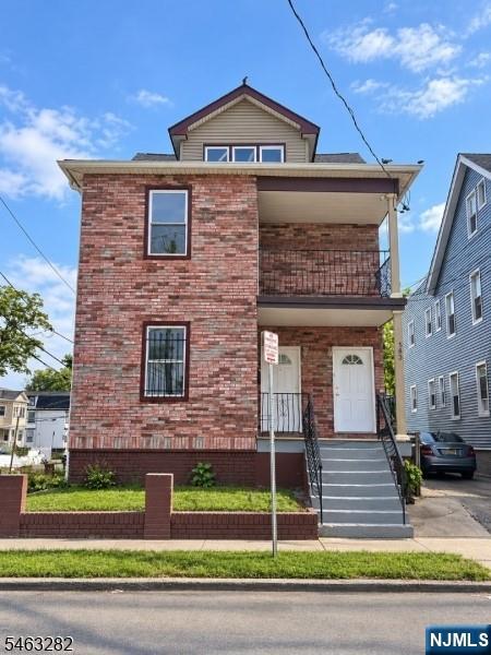 163 Dewey Street - Photo 1