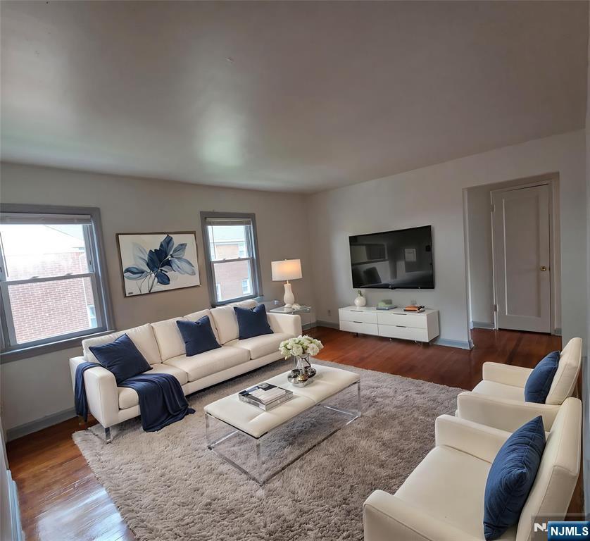 140 Van Houten Avenue 2B - Photo 2