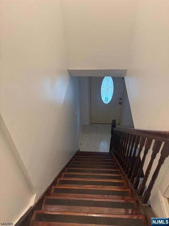500 Burnside Street - Photo 3