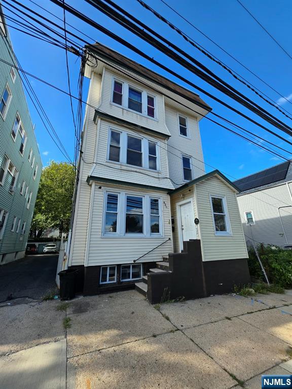 436 14th Avenue - Photo 1
