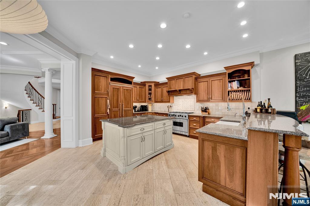 713 Bellaire Drive — photo 14
