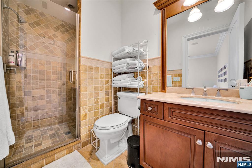 713 Bellaire Drive — photo 33