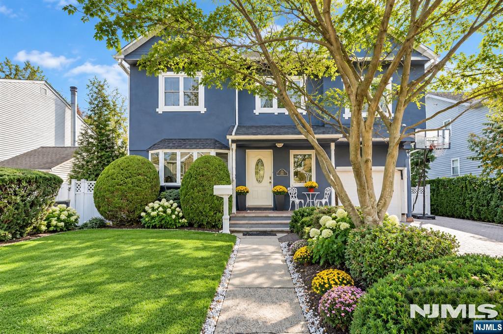 123 Sussex Road - Photo 1