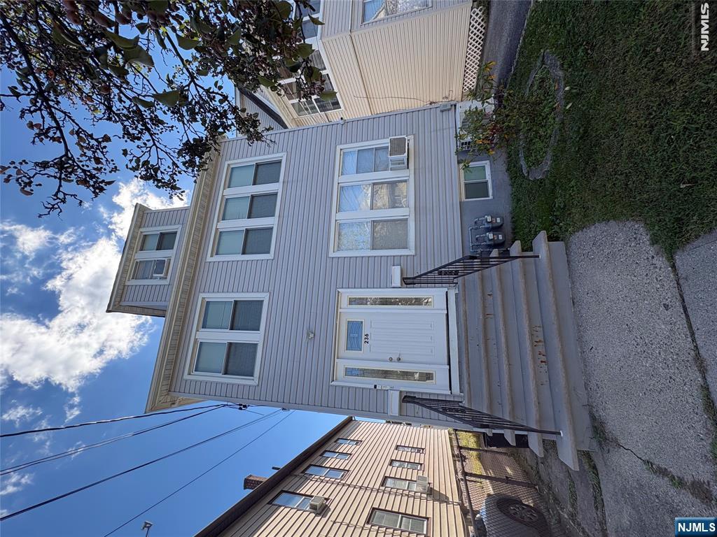 236 Lanza Avenue 2 - Photo 1