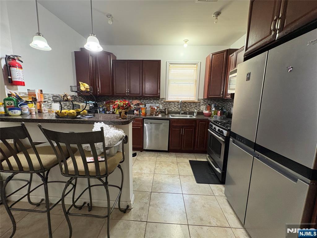 236 Lanza Avenue 2 - Photo 4