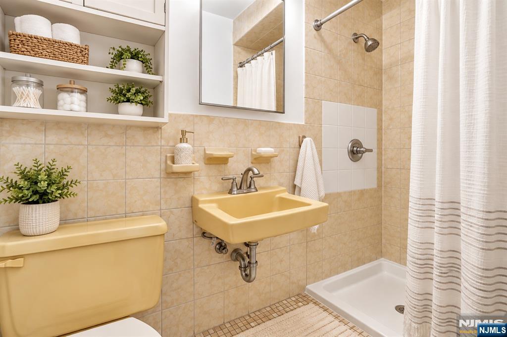 55 Westervelt Place - Photo 5