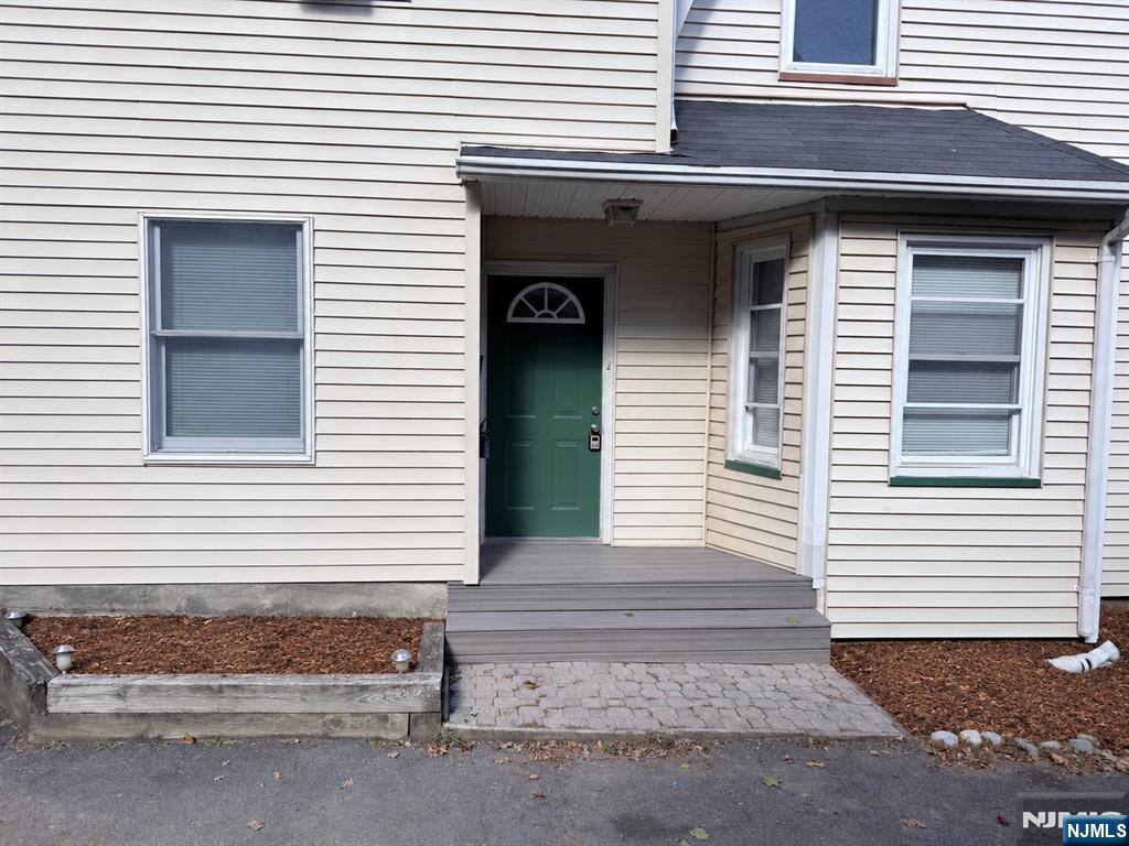 210 S Maple Avenue 1 - Photo 3