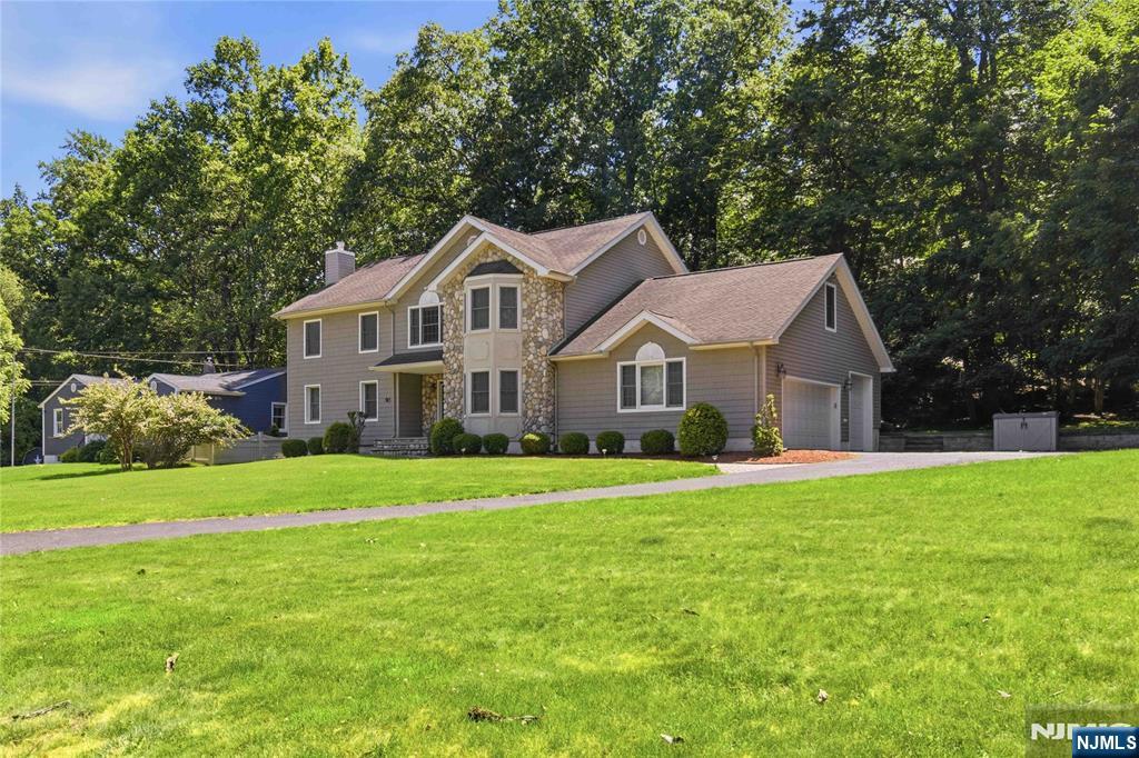 913 High Mountain Road