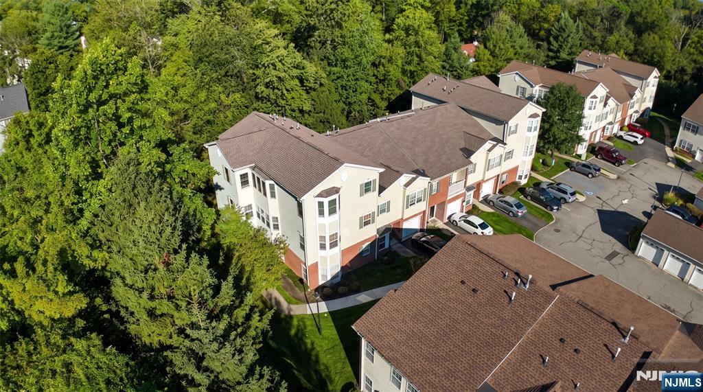 18 Windsor Drive - Photo 5
