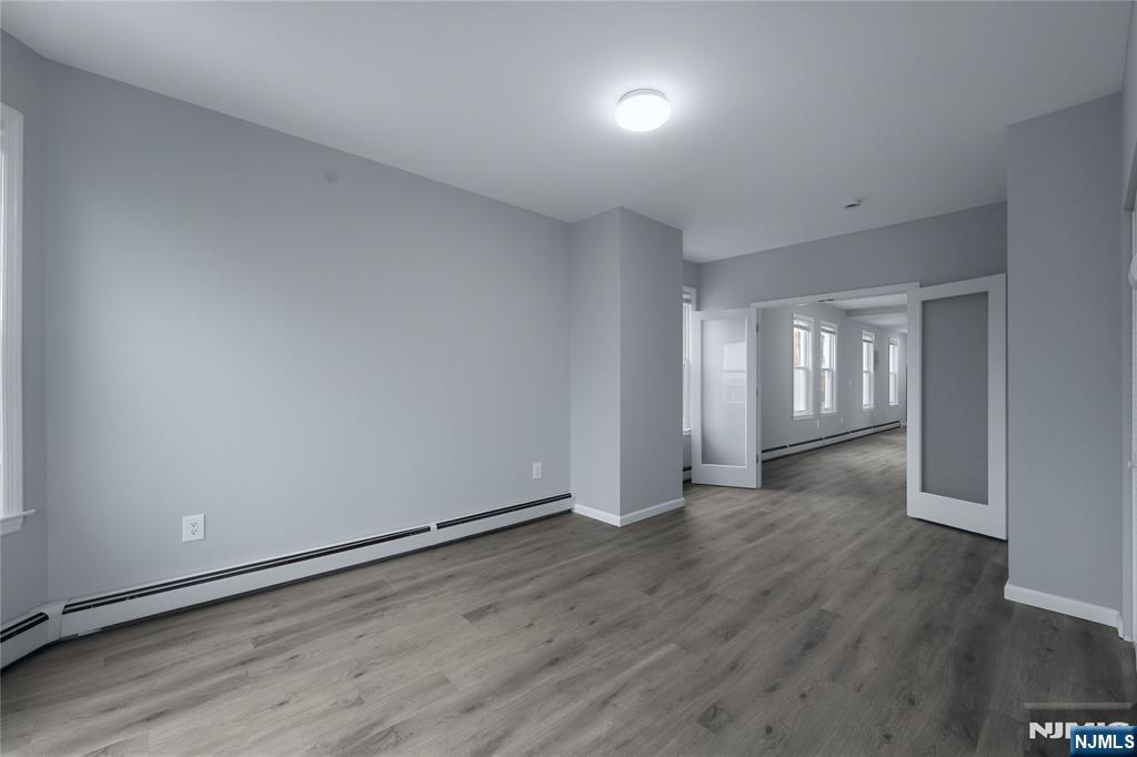 21 Franklin Avenue 2L - Photo 4