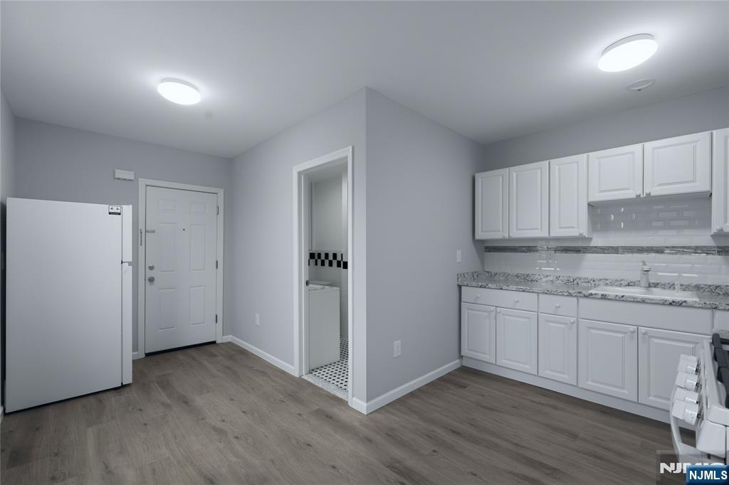21 Franklin Avenue 2L - Photo 5