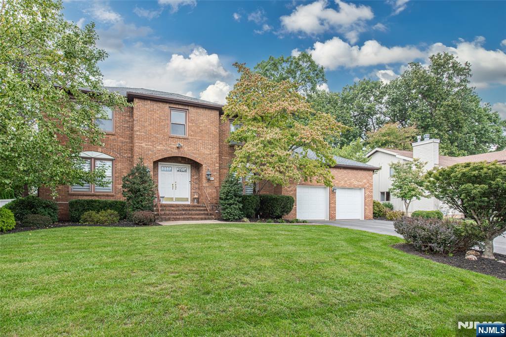 178 Webster Drive - Photo 2
