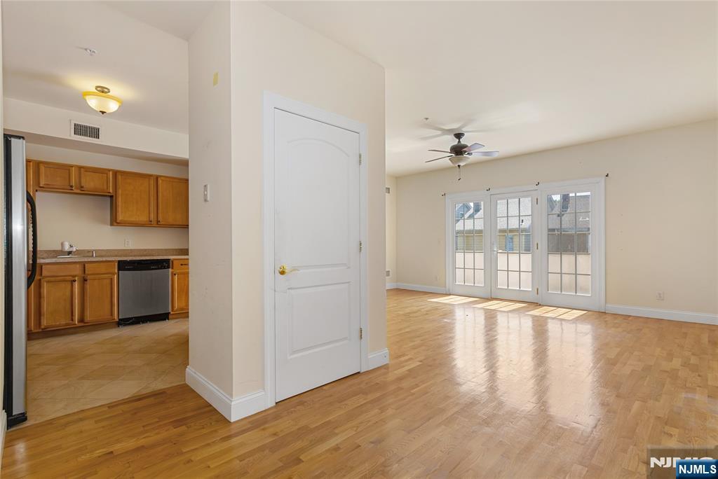 1677 Springfield Avenue 2 - Photo 2