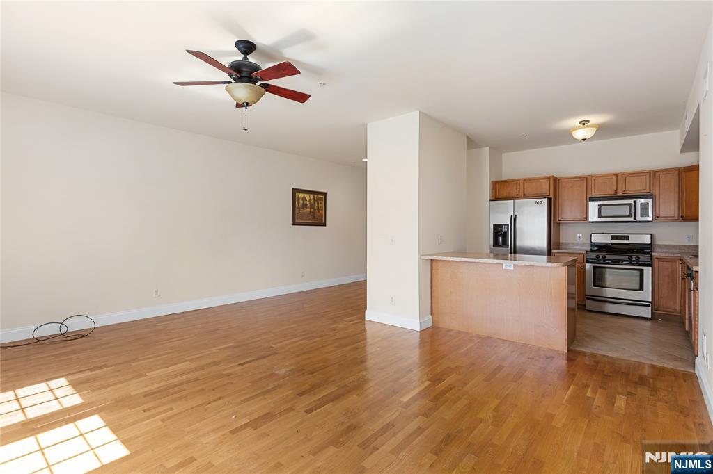 1677 Springfield Avenue 2 - Photo 3