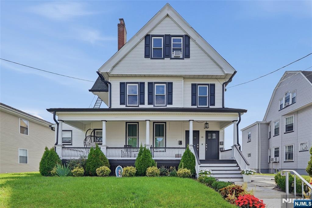 35 Rossmore Place 2 - Photo 1