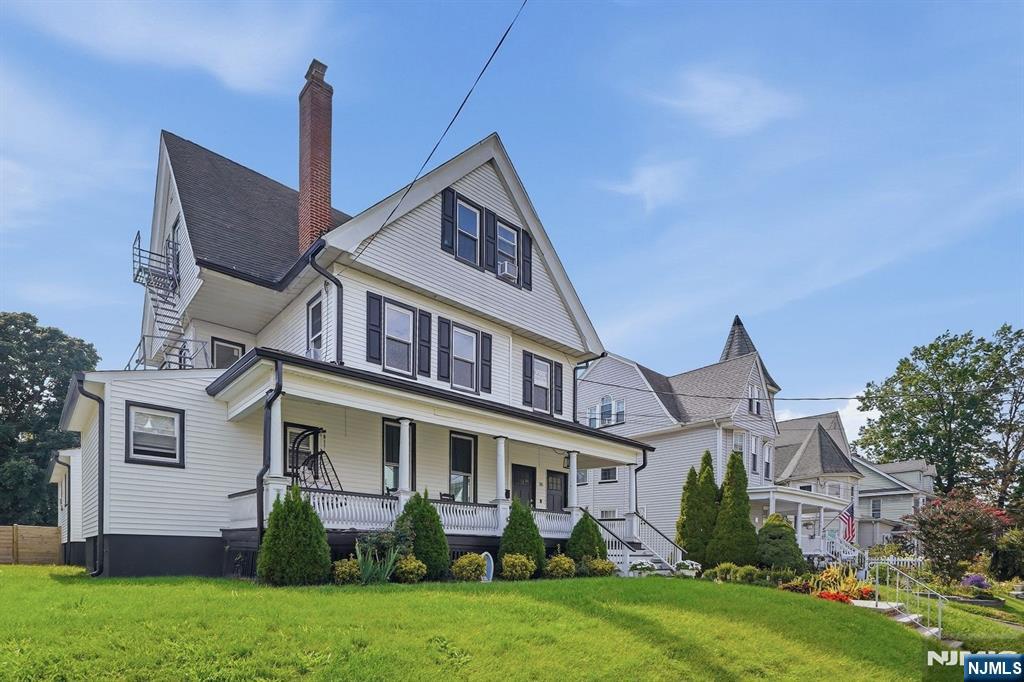 35 Rossmore Place 2 - Photo 2