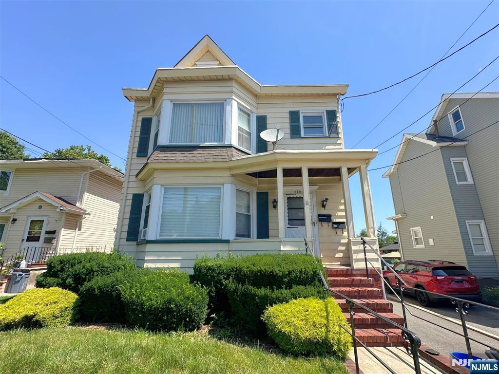 120 Fenner Avenue 2 - Photo 1