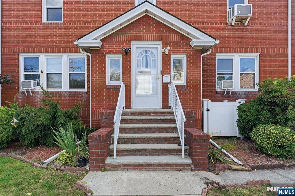 530-532 Broad Street 2 - Photo 4