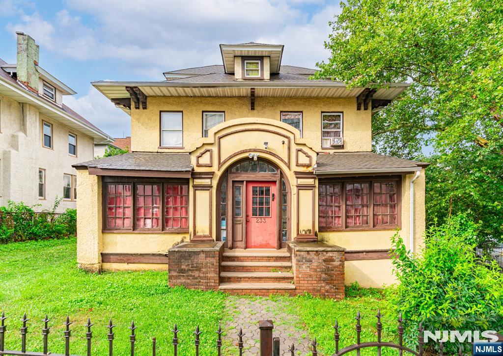 Photo 2 of Single family home for sale at 233 237 Meeker Ave, Newark, NJ 07112 | MLS# 26037985 | Listing updated on 2026-10-07