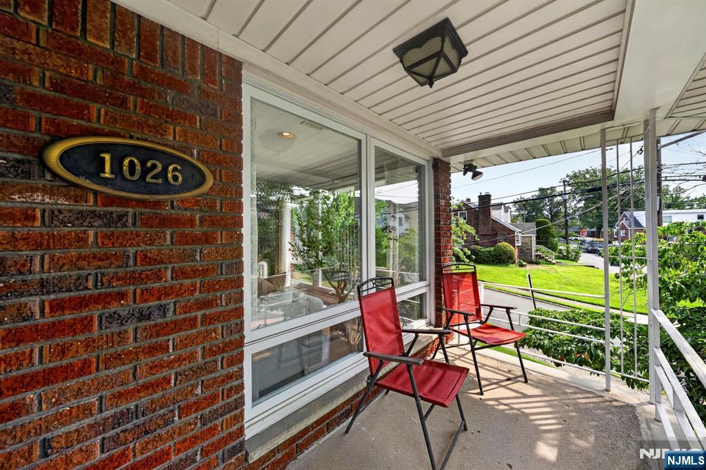 1026 Harvard Place - Photo 1