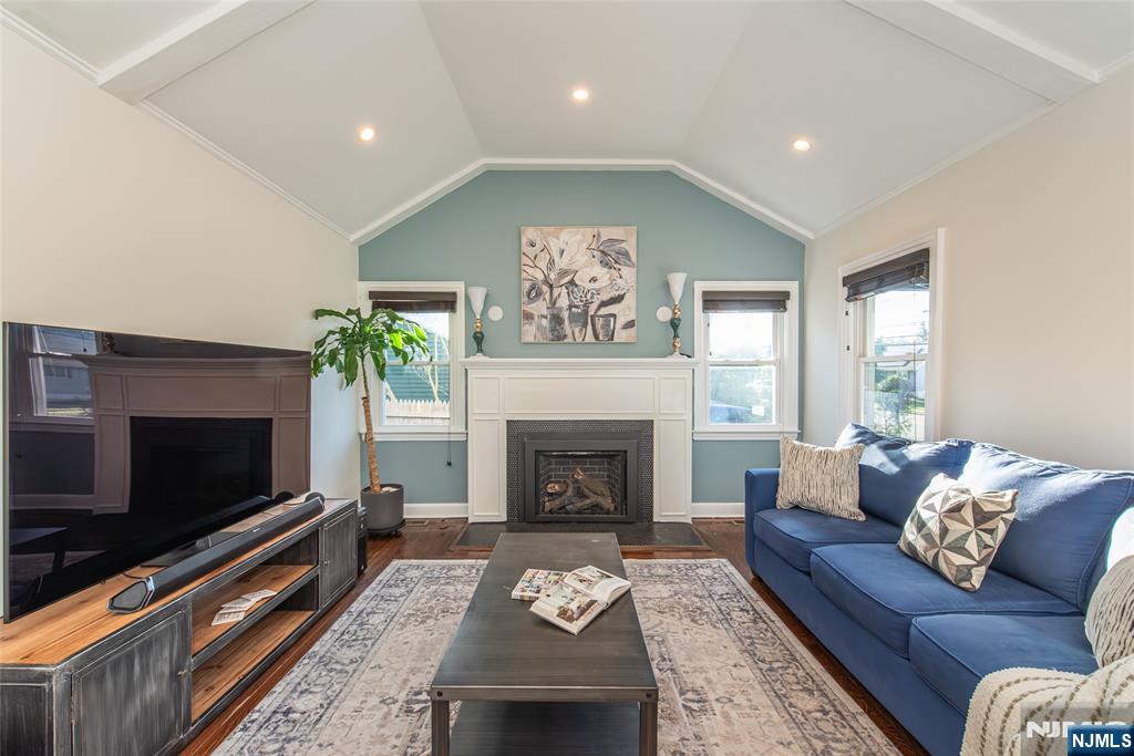 47 Mount Prospect Avenue - Photo 5
