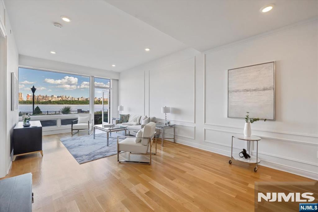 Photo 3 of Condo for sale at 9 Somerset Ln #118, Edgewater, NJ 07020 | MLS# 26037995 | Listing updated on 2026-10-08