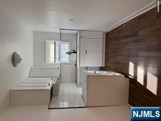 222 Garibaldi Avenue 21 - Photo 2