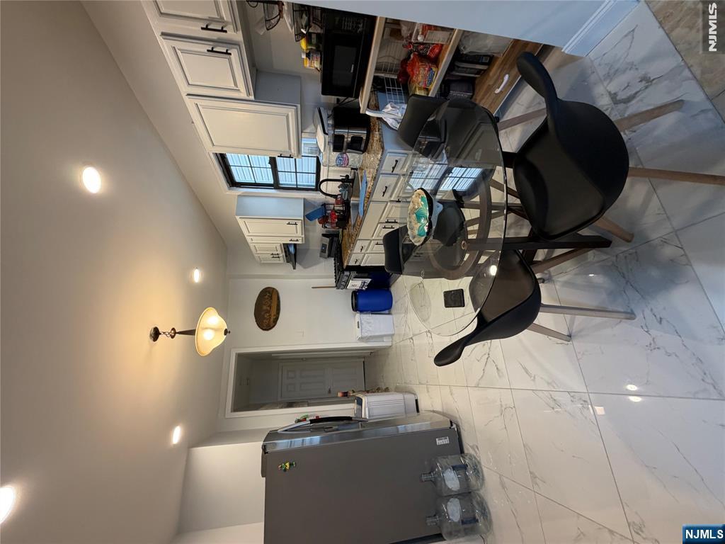 22 17th Avenue - Photo 3