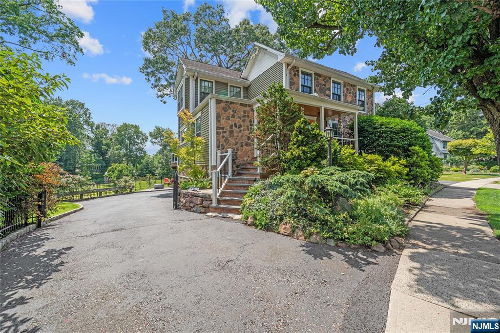 67 Vreeland Avenue - Photo 4
