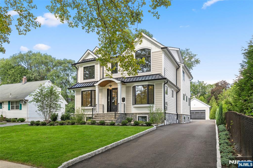 671 Delaware Avenue - Photo 1
