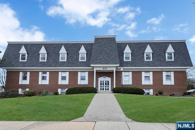 573 Valley Road 9C - Photo 1