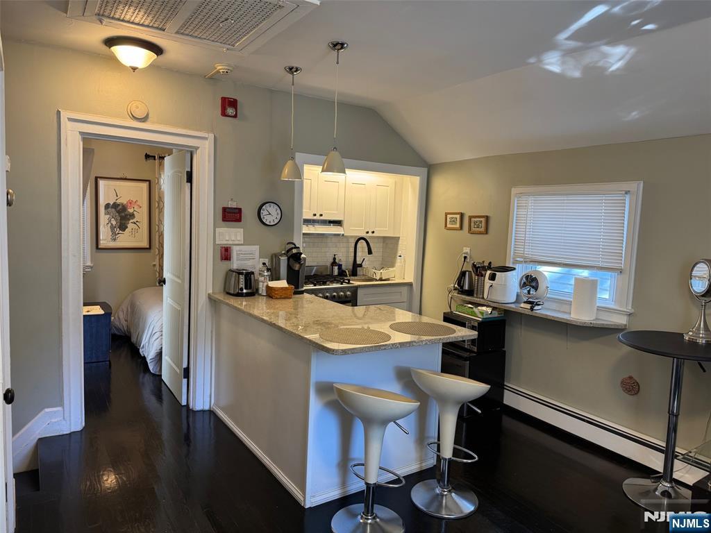 128 Engle Street B - Photo 1