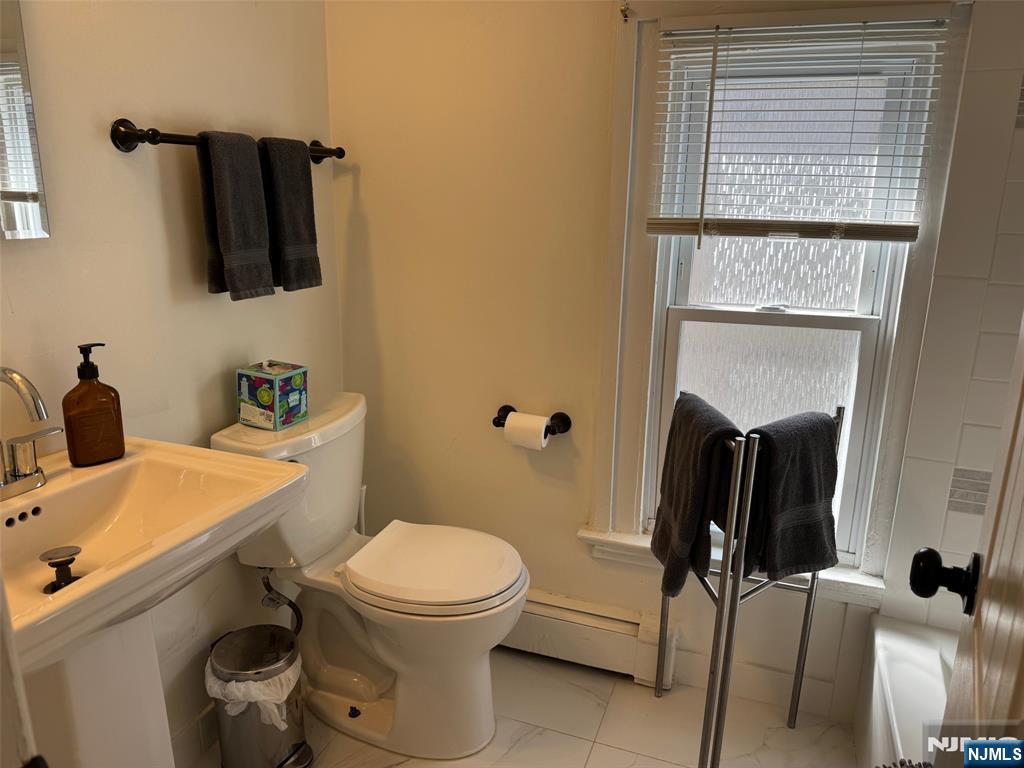 128 Engle Street B - Photo 5