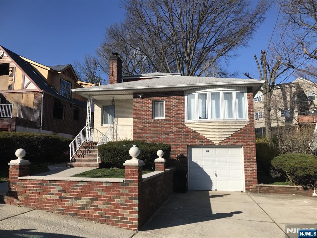 56 Cecelia Avenue - Photo 1