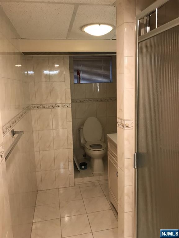 56 Cecelia Avenue - Photo 3