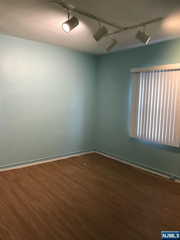 56 Cecelia Avenue - Photo 5