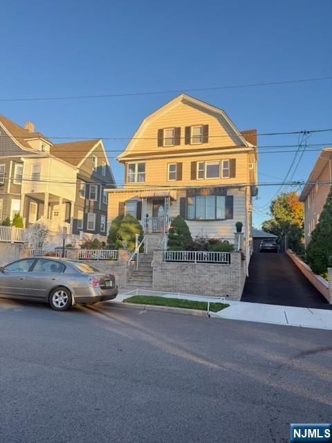 184 Uhland Street 2 - Photo 1