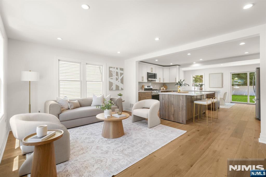 34 Parkway - Photo 2