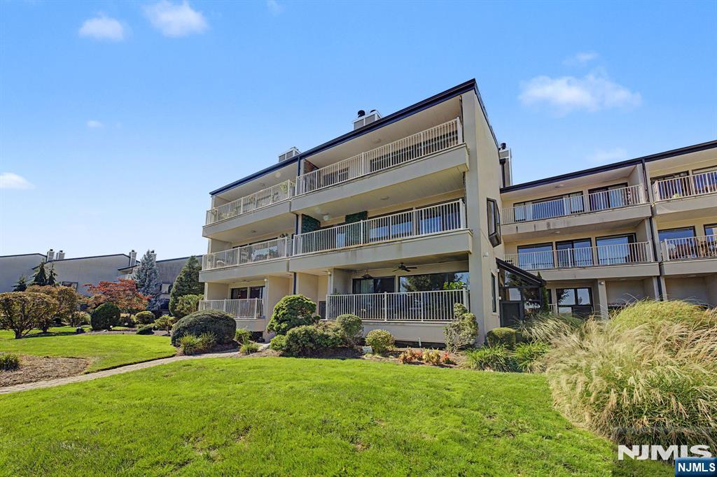 1225 River Road 7D - Photo 4