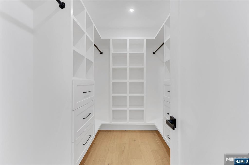 32 Townsend Drive — photo 16