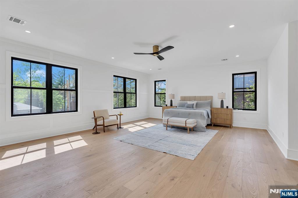 32 Townsend Drive — photo 10