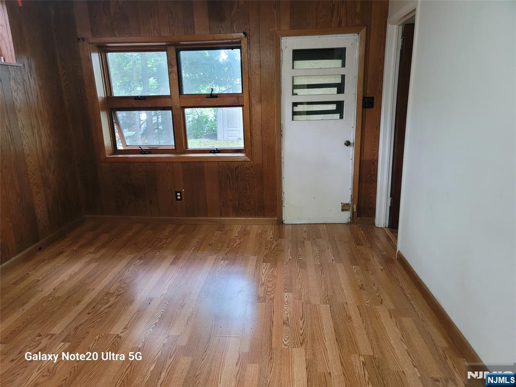 536 Nordhoff Drive - Photo 3